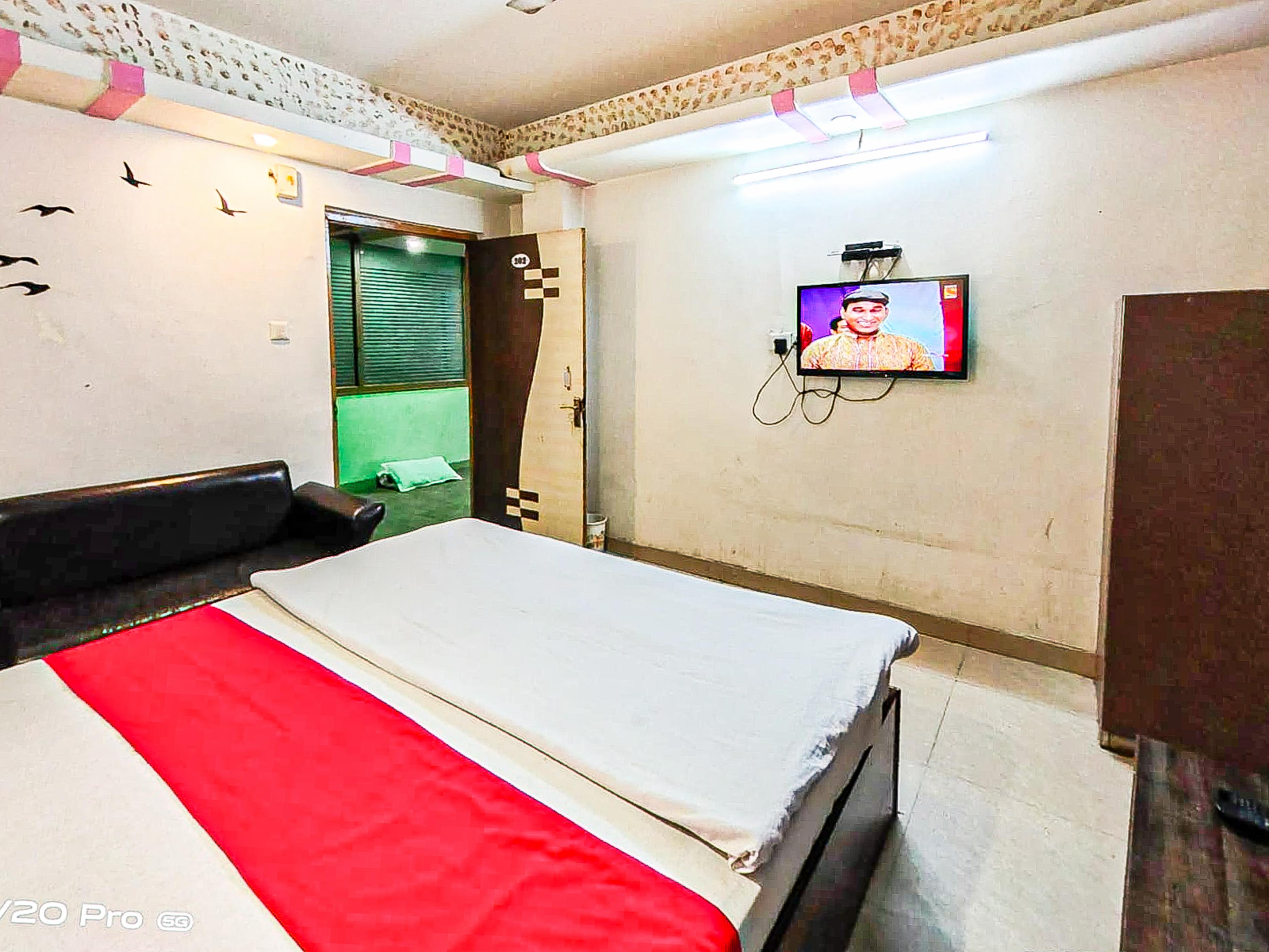 Hotel Chandra Deep By WB Inn - Tap to explore photos