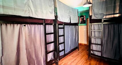 Whoopers Hostel Manali Room Type - 8 bed mix dorm with Free Wifi