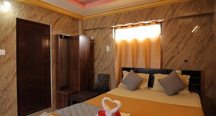 French Breeze Residency Room Type - Deluxe Double