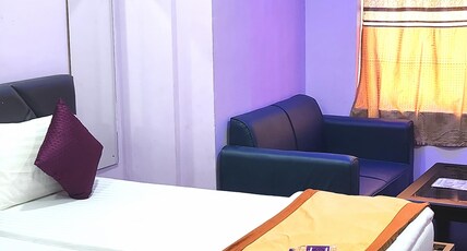 Hotel Puri Greens Room Type - Deluxe Room