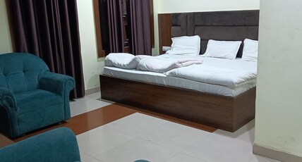 New Hotel Sanskar Room Type - Super Deluxe Ac