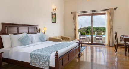 Sarasiruham Private Pool Villa Resort Udaipur Room Type - Luxury Pool Suite with Lake View