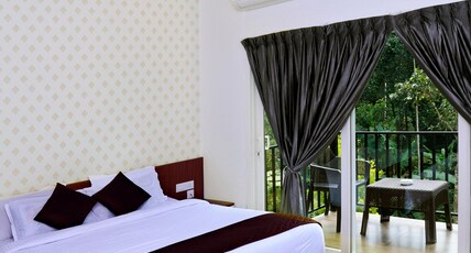 Santhi Hill View Resort Room Type - Deluxe Villa