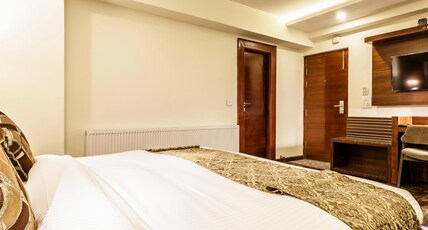 Hotel Northern Singge Room Type - Deluxe Room