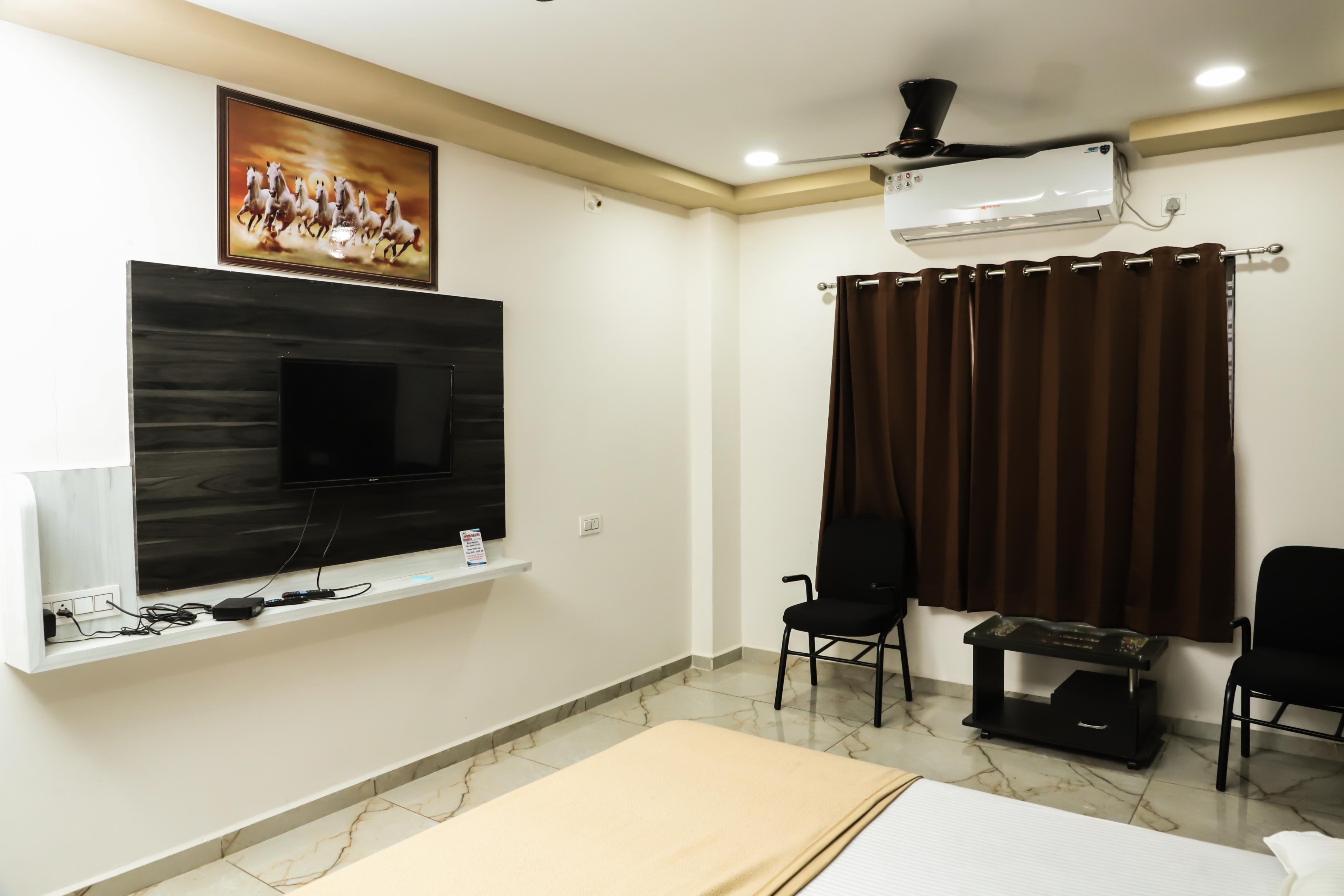 OM GAURI RESTAURANT & ROOMS Room Type - double sharing room