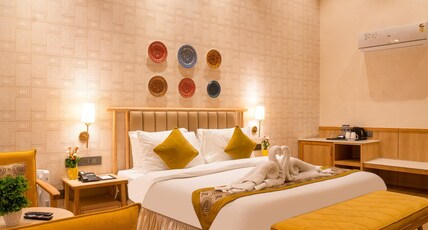 Sandoz Minerva Boutique Resort Room Type - Superior Room with Balcony (City View)