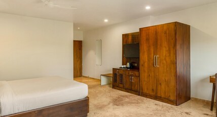 Seasons Boutique Hotel near Sajjangarh Biological Park Room Type - Junior Suite with Forest View Room