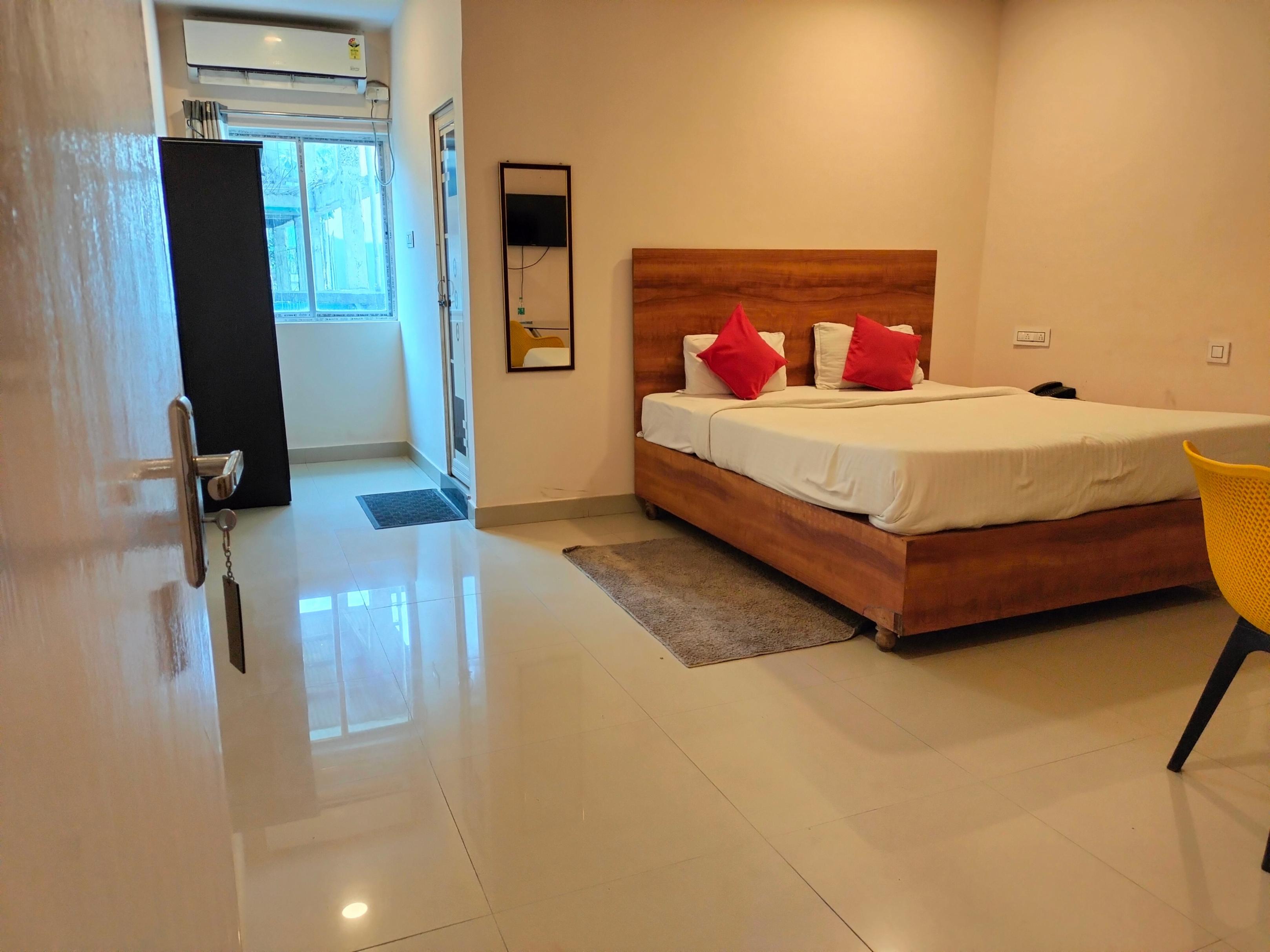 Poddar inn Room Type - Deluxe AC Room
