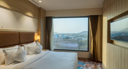 The Monarch at Chakan MIDC, Pune Room Type - Suite Room