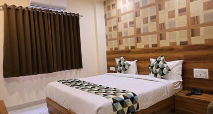 Maruti Group of Hotels - Shri Naman Room Type - Deluxe Double AC Room Maruti Group of Hotels - Shri Naman Room Type - Deluxe Double AC Room