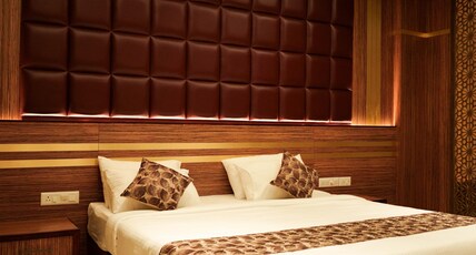 VALLUVANAD RESIDENCY Room Type - SUIT ROOM