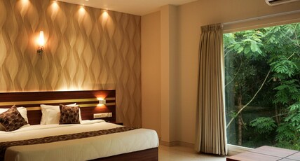 VALLUVANAD RESIDENCY Room Type - Superior Double Room