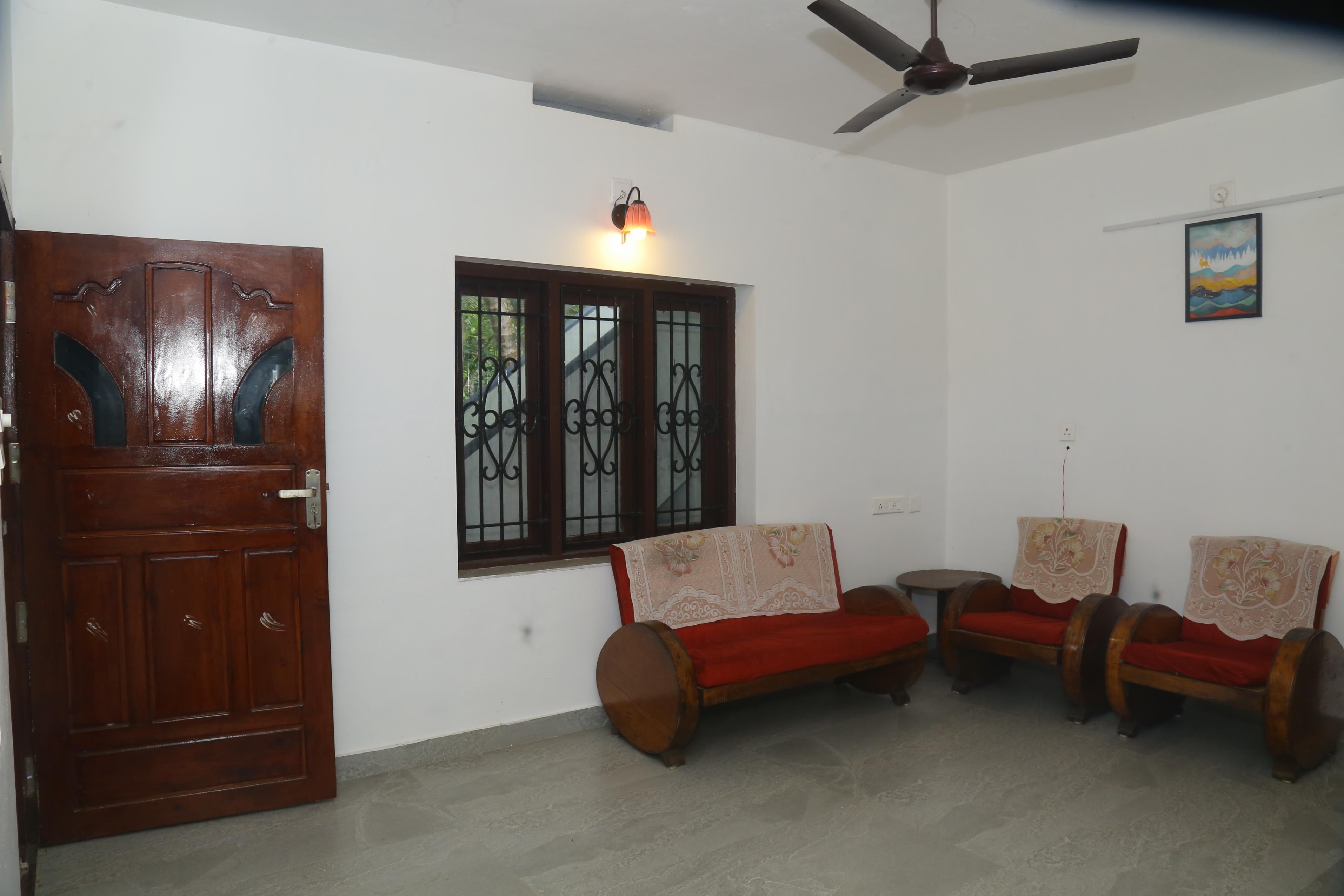 Forestay Villa - Tap to explore photos