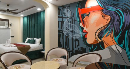 TWENTIES KAMLA NAGAR Room Type - Presidential Suite