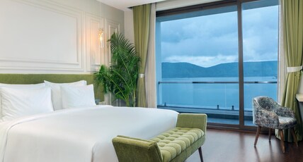 ZANA Lake Resort Udaipur Room Type - Lake View Room with Balcony