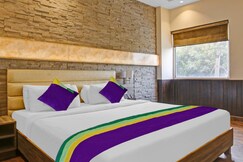 Treebo Premium Arista