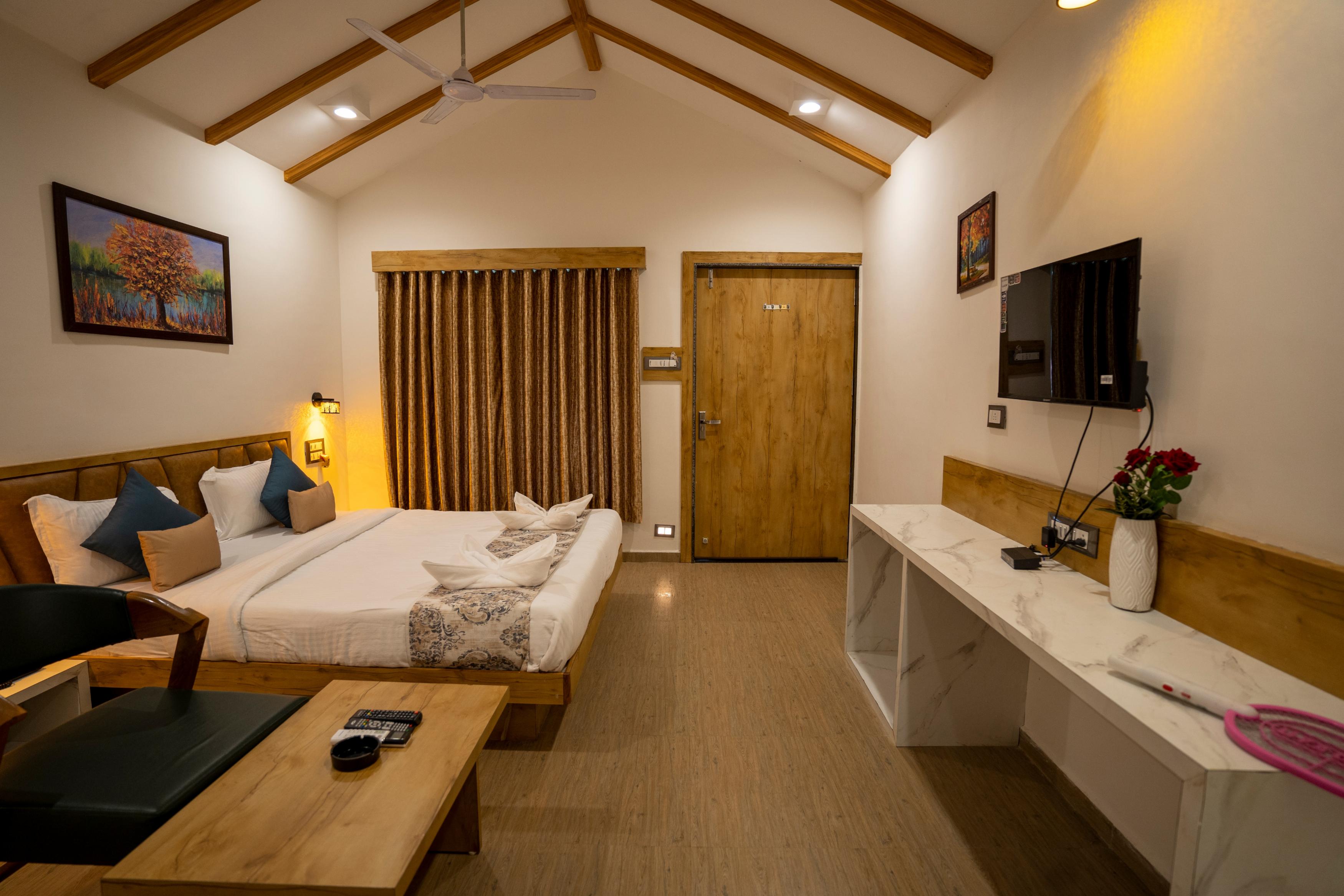 The Comfort Gir Resort - Tap to explore photos