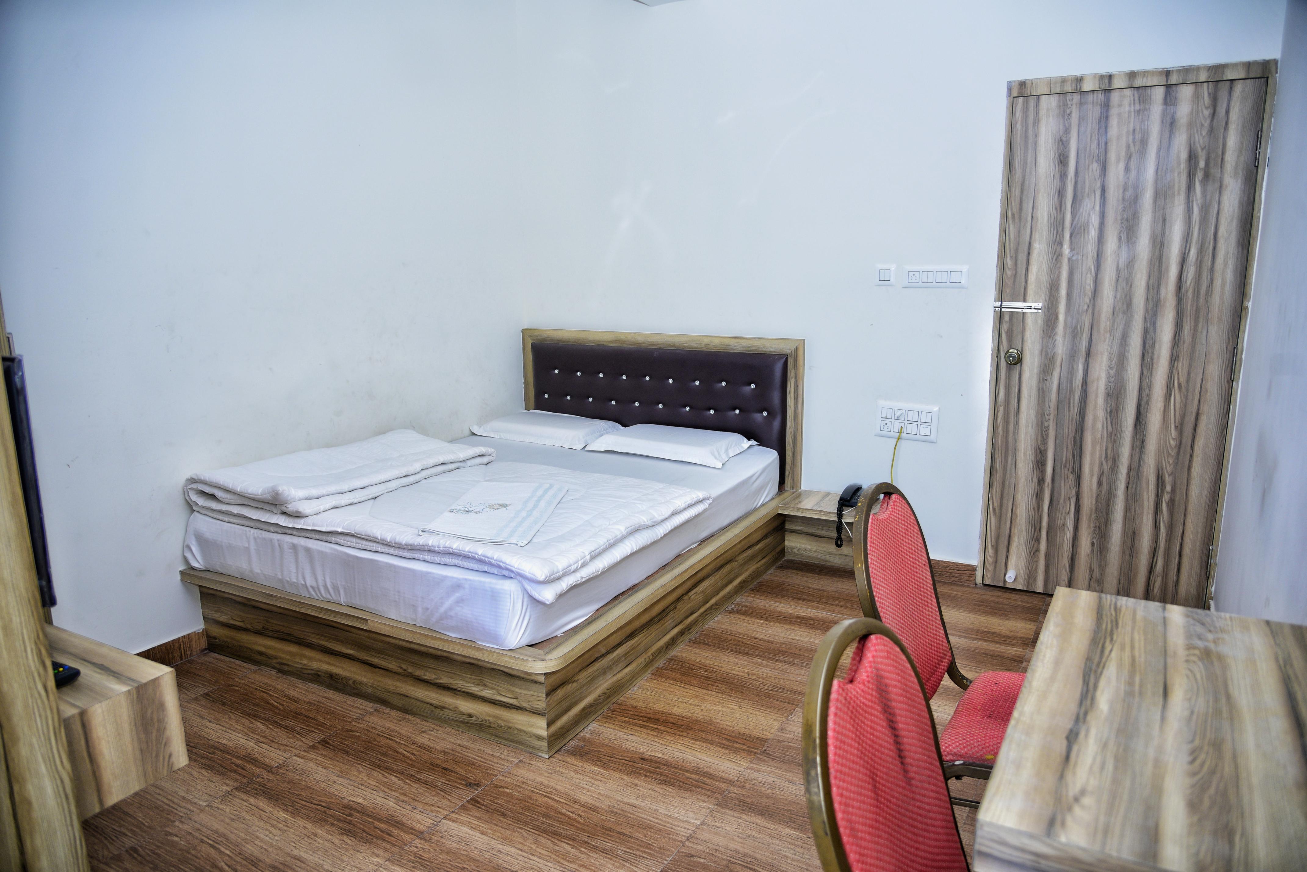 VILASINI INN Room Type - Standard Room