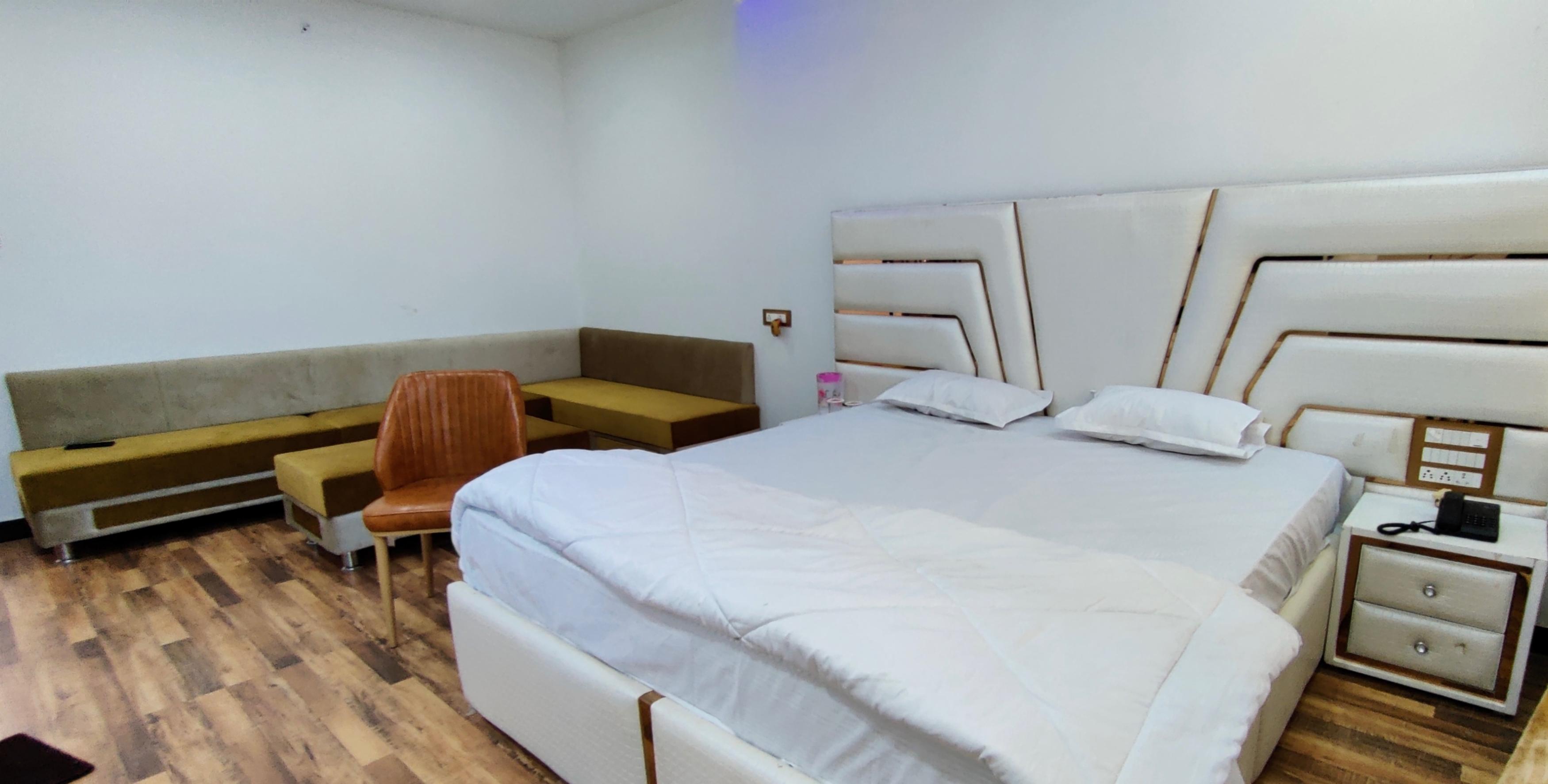 Hotel Falodi Room Type - Suite Room (1)