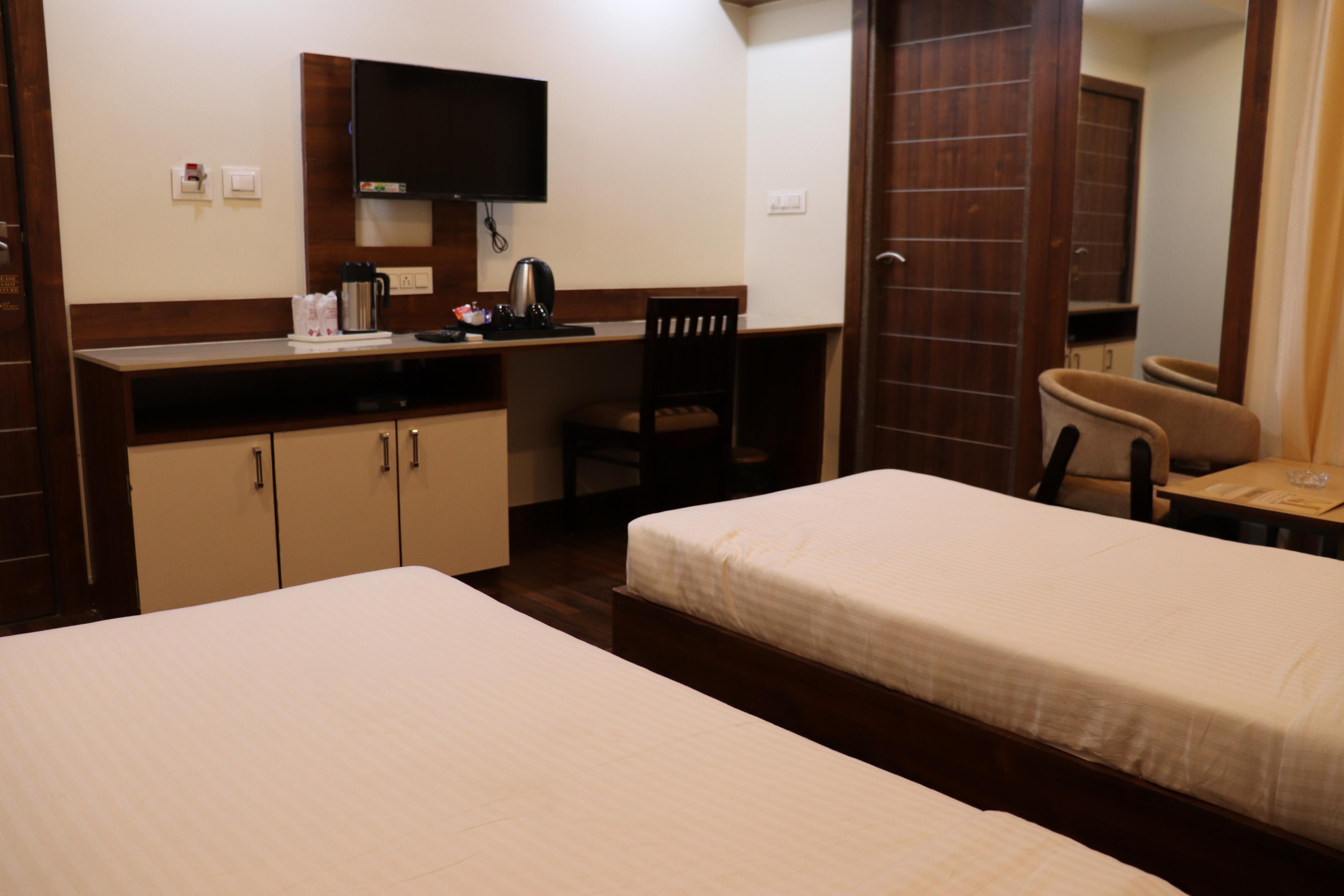 Hotel Manglam Room Type - Royal Executive room