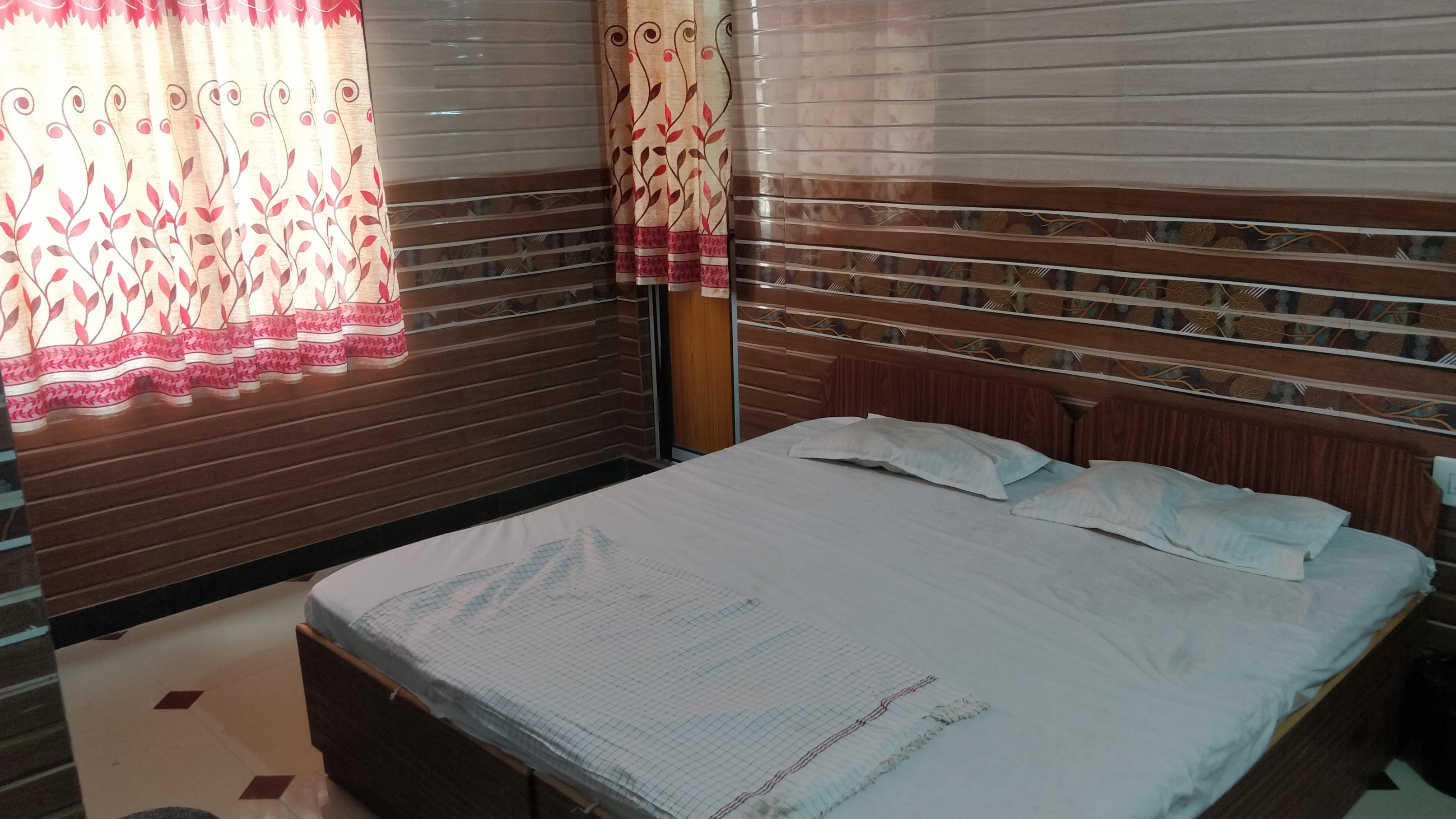 Mahesh Guest House - Tap to explore photos