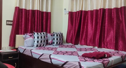 Gitanjali Guest House -Serviced Apartment Room Type - City View Standard  Balcony with AC