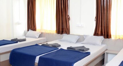 Hotel Gurusparsh, Kolhapur Room Type - 4 Bed Ac Room
