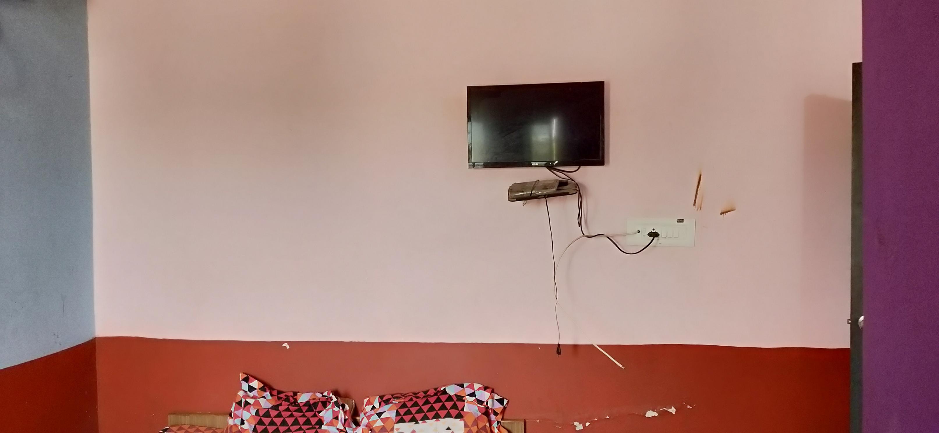 Hotel DSS - Tap to explore photos