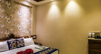 KAVERI HOTEL Room Type - Super Deluxe Room