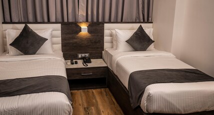 Silk Inn Room Type - DELUXE-TWIN