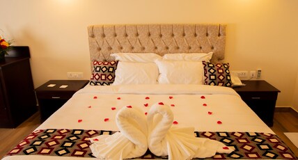 Central Plaza Room Type - Premium AC