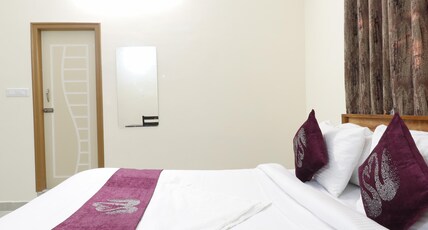 Kings Palace Manyata Room Type - Deluxe Double Studio