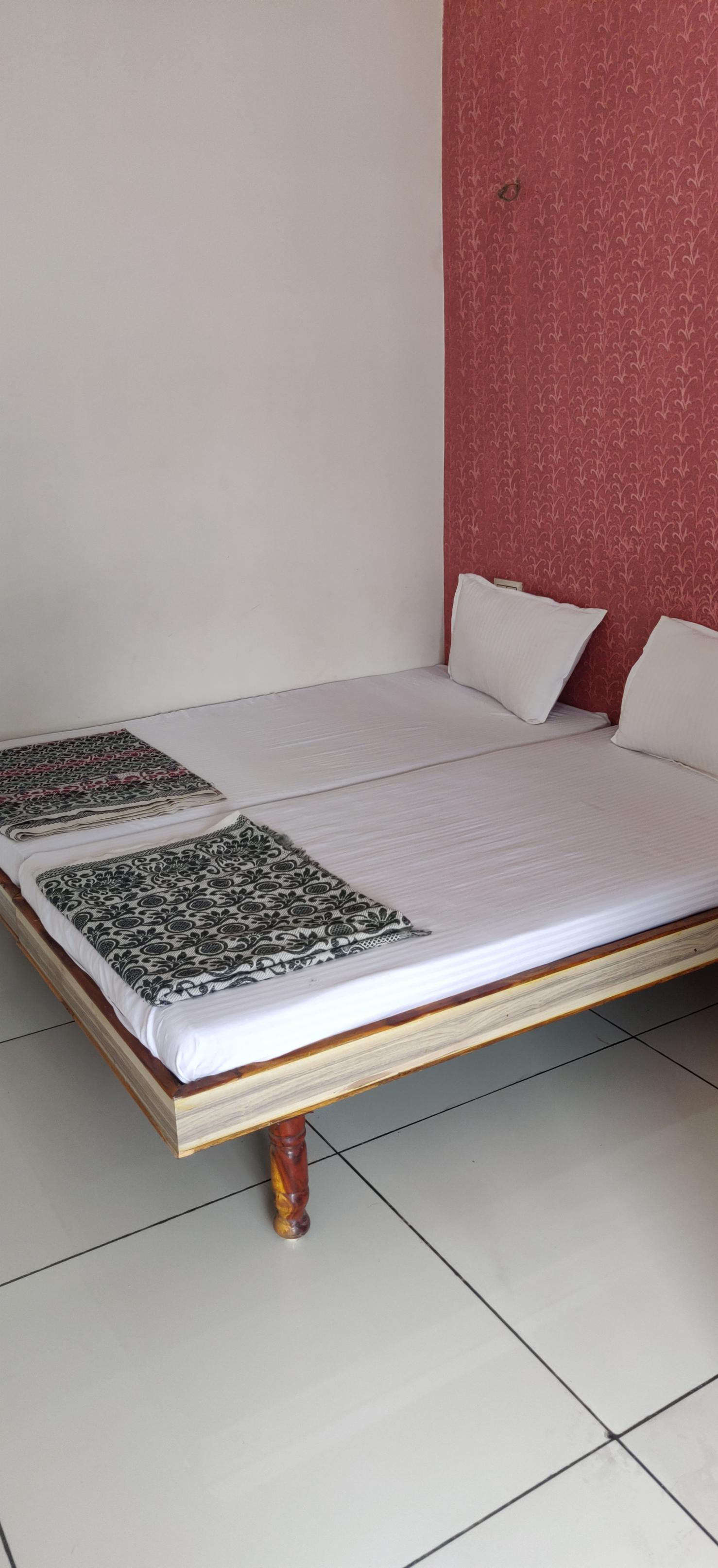 Dwarkesh Guest House Room Type - Non Ac room