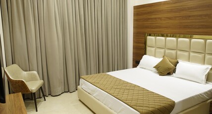 OVEL HOTEL LUXURY Room Type - Standard Room