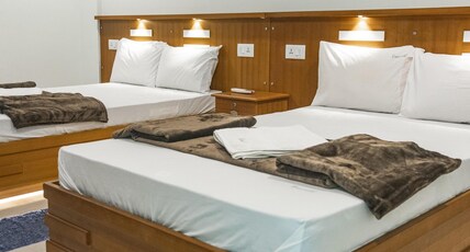 Emerald Royal Residency Room Type - Premium SUITE