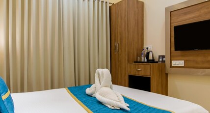 Hotel Florida - Manali Highway @ 9 mins drive from Chandigarh University Room Type - ELITE ROOM Hotel Florida - Manali Highway @ 9 mins drive from Chandigarh University Room Type - ELITE ROOM