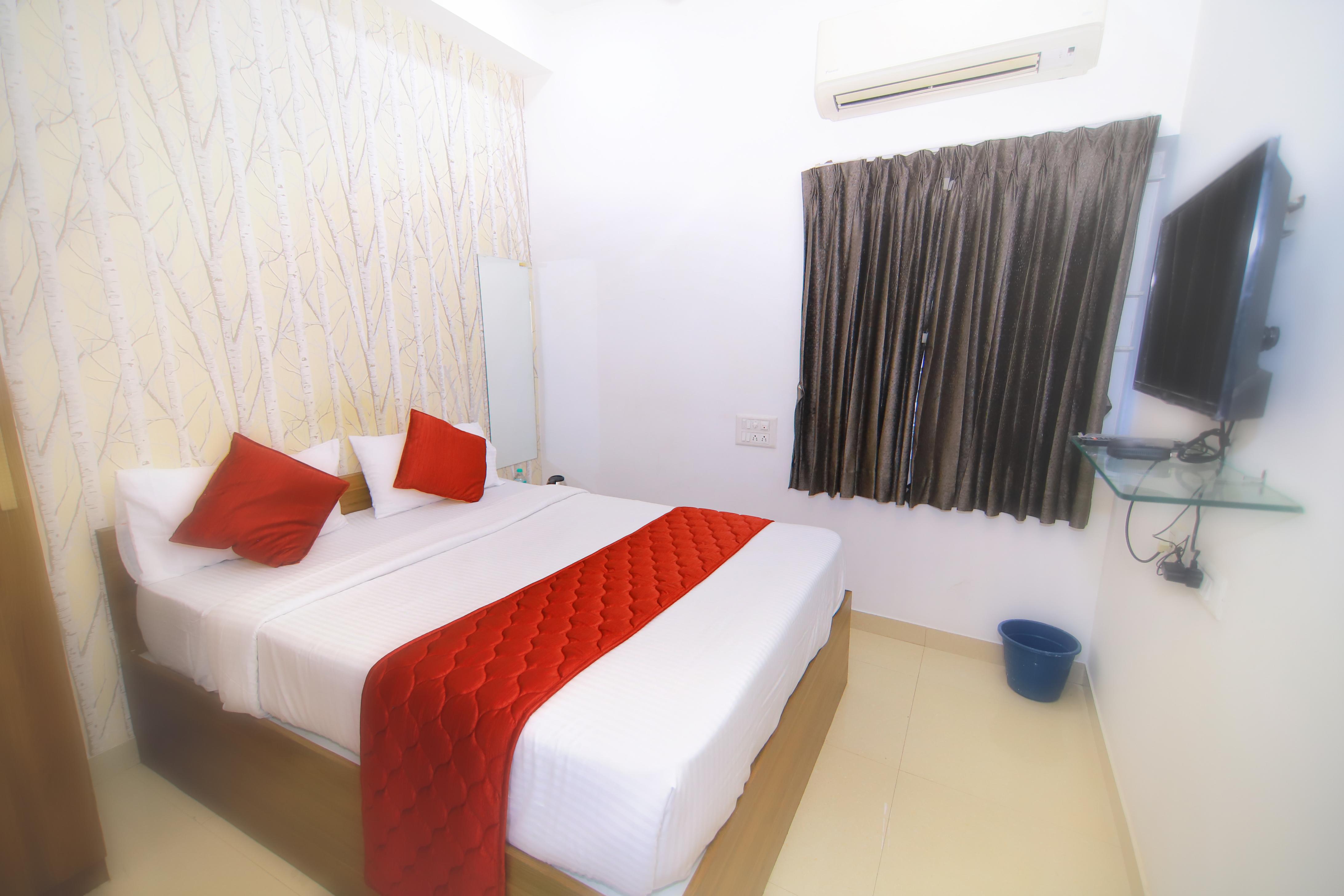 Shree Lakshmi Inn - Tap to explore photos
