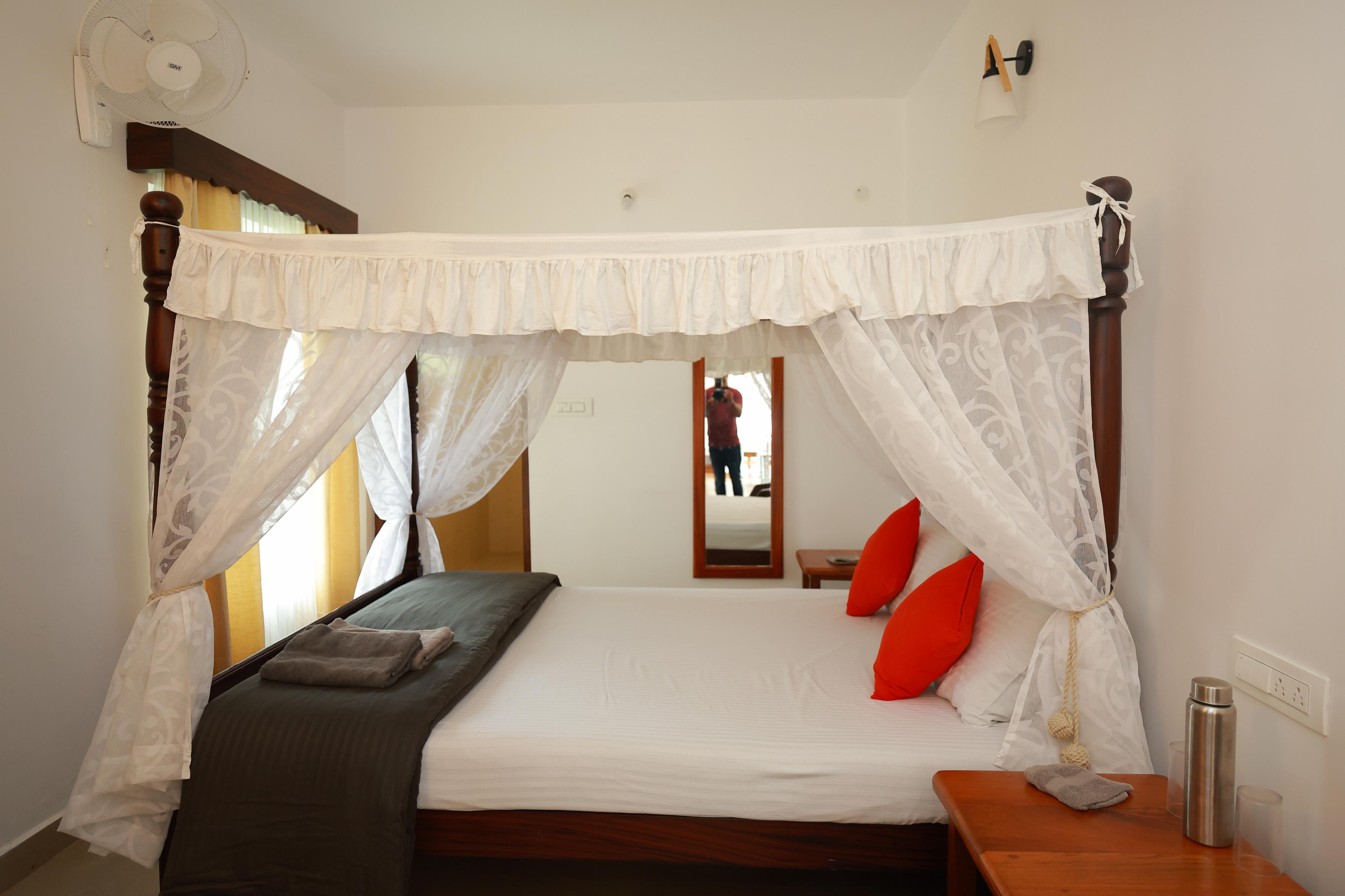 Ayla Homestay Room Type - Cozy Couple Room (Premium AC)