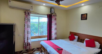 Pati Niwas Guest House Room Type - Standard AC