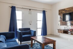 Pinnacle Service Apartment