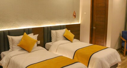 Four Leaf Hotel - Sapphire Blue Room Type - Super Deluxe room