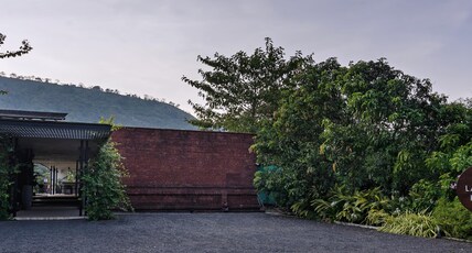 LohonoStays Laterite House Room Type - LohonoStays Laterite House