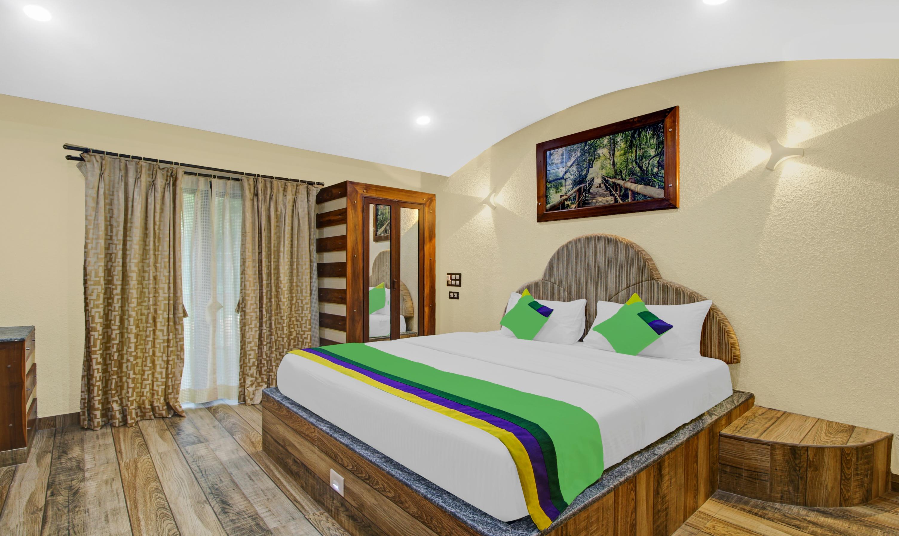 Treebo Majestic Palms, 2 Km From Colva Beach Room Type - Deluxe Room with Balcony