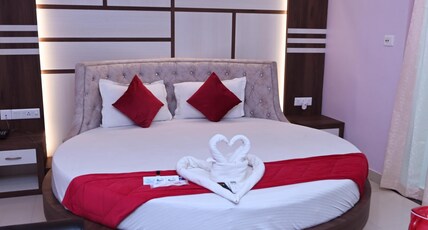 Hotel Manish Palace Room Type - Couple Deluxe Room