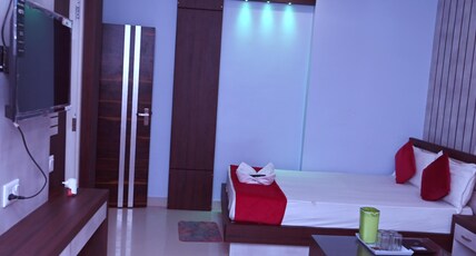 Hotel Manish Palace Room Type - Family Room Four Beded