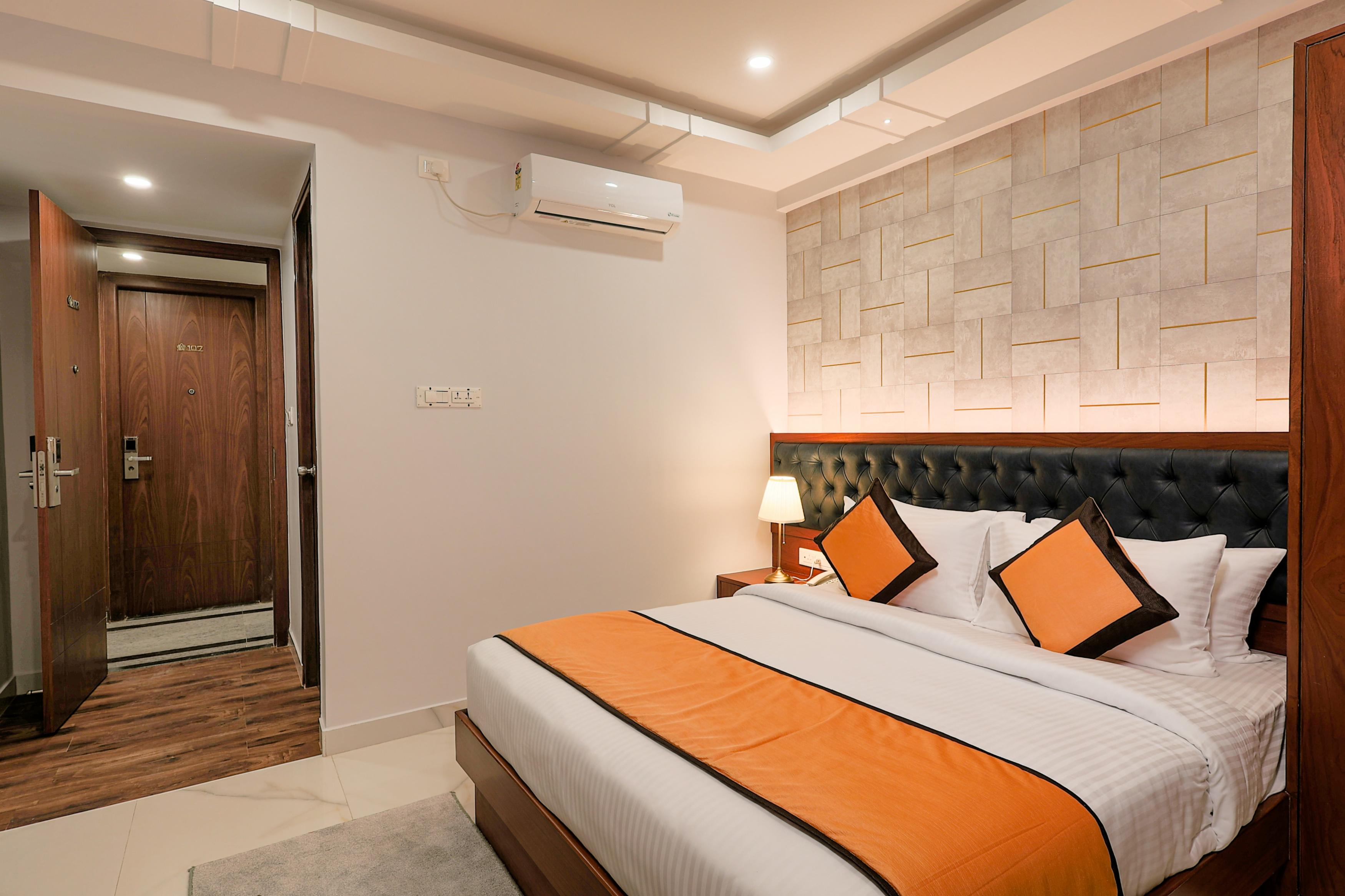 La Serene Boutique Hotel - Manyata Tech Park - Tap to explore photos