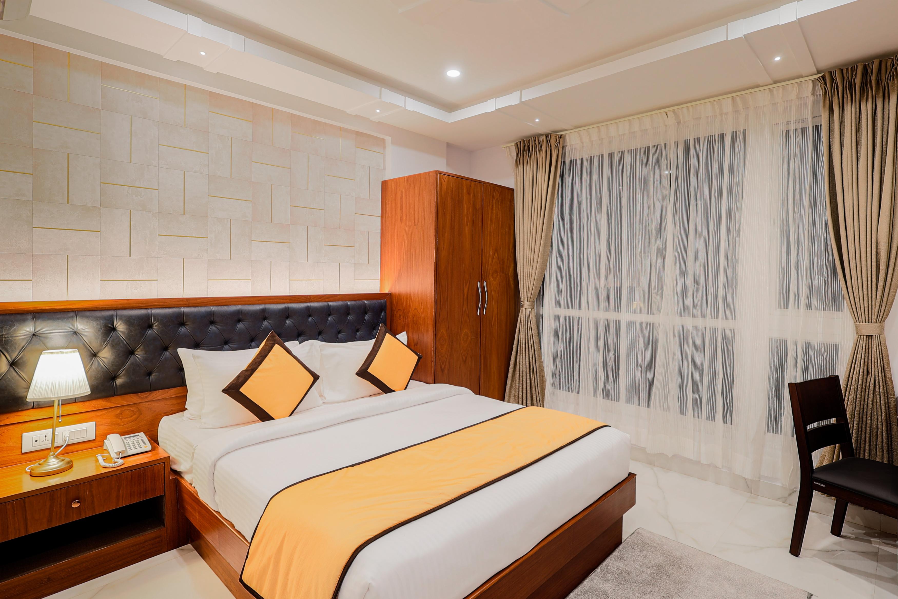 La Serene Boutique Hotel - Manyata Tech Park - Tap to explore photos
