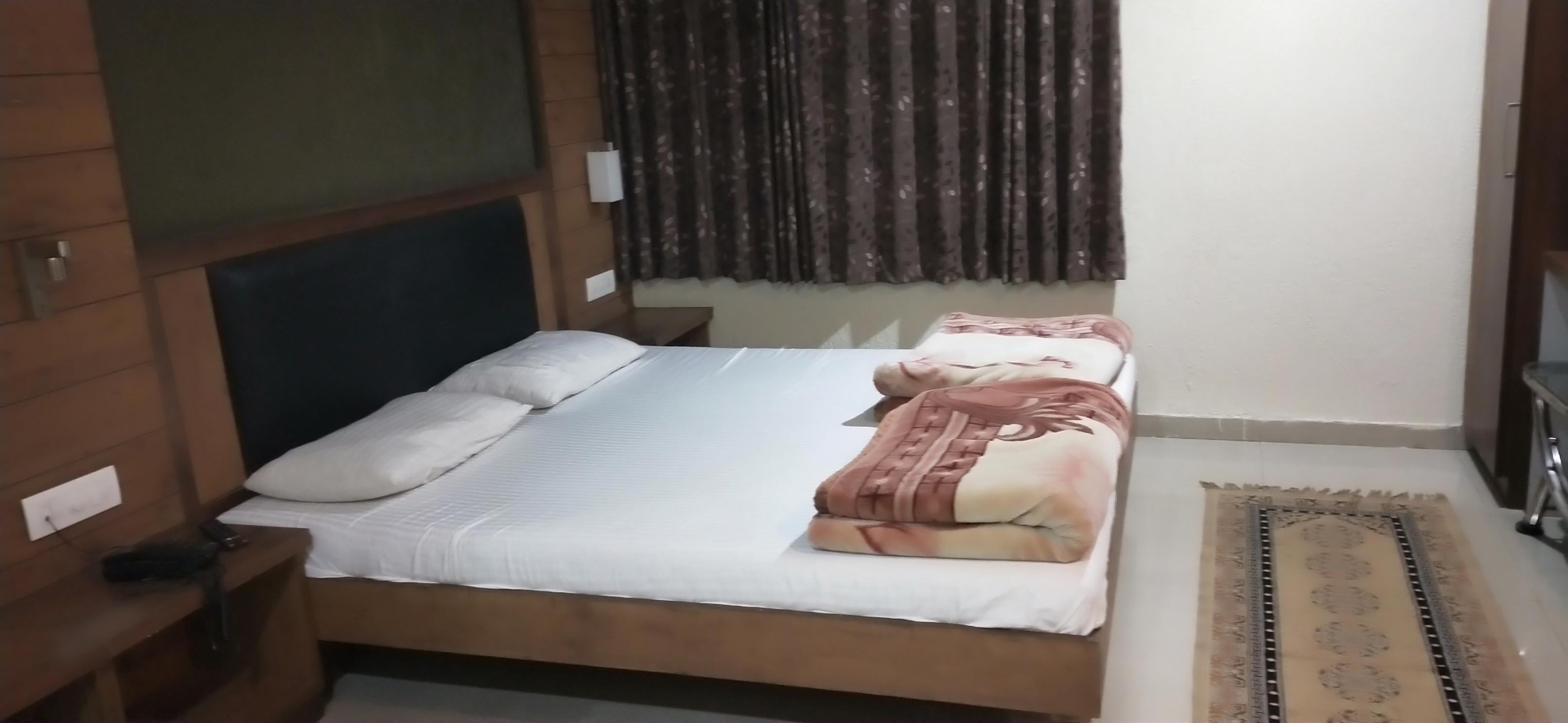 Paras Hotel - Tap to explore photos