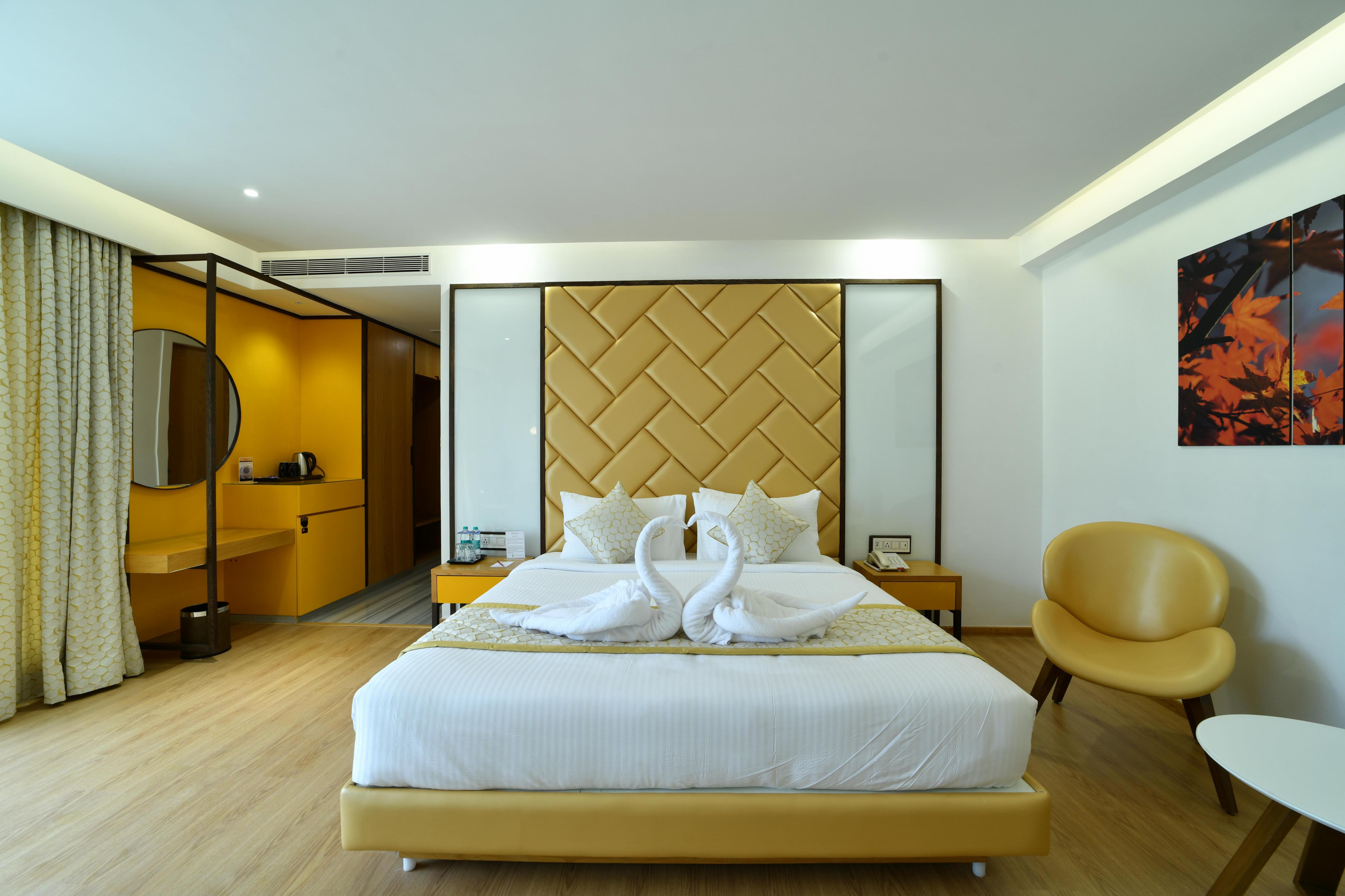 THE PRESIDENT HOTEL KUMARA PARK - Tap to explore photos