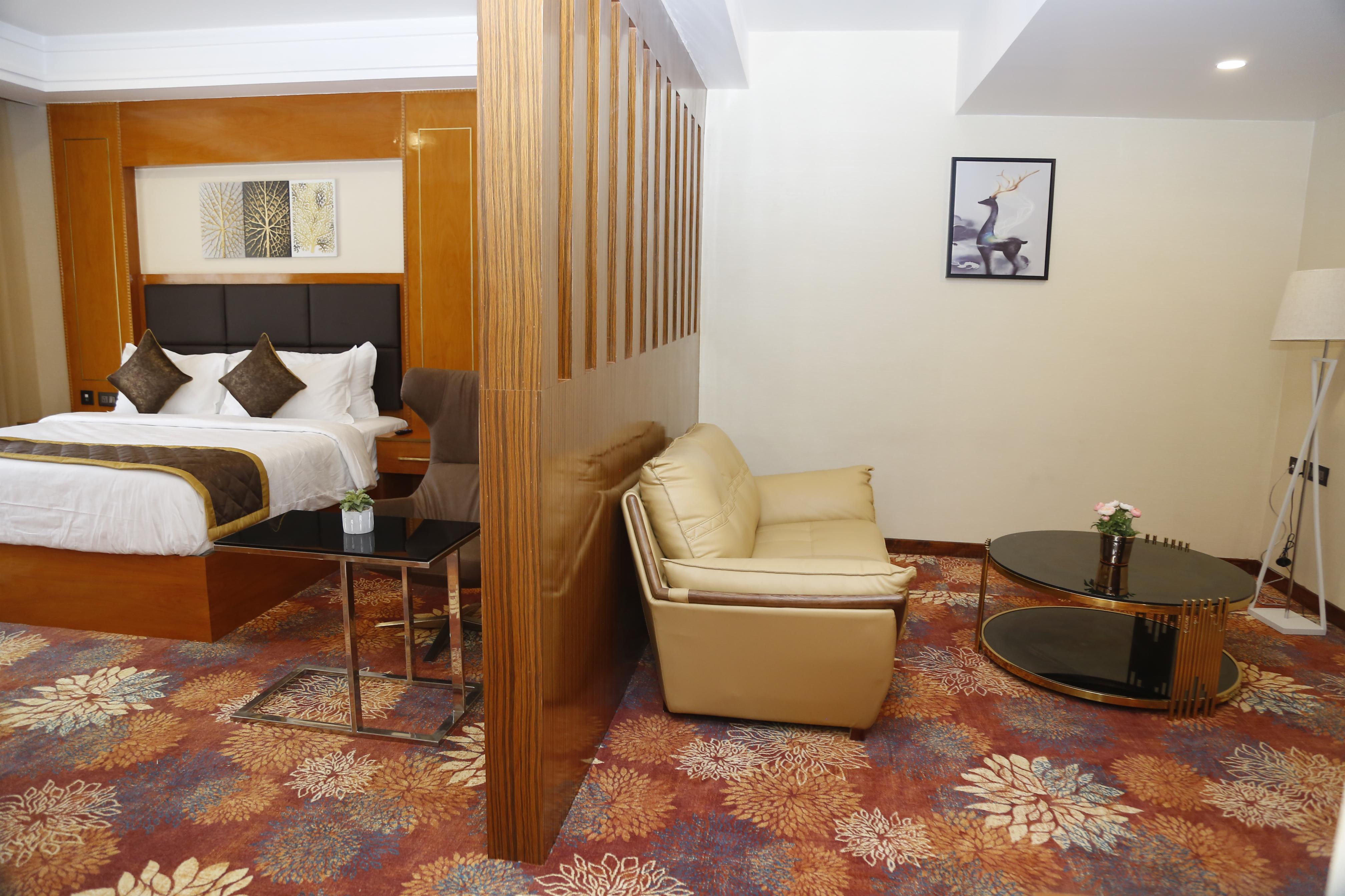 Leroy Grand Yeshwanthpur Room Type - Suite Room